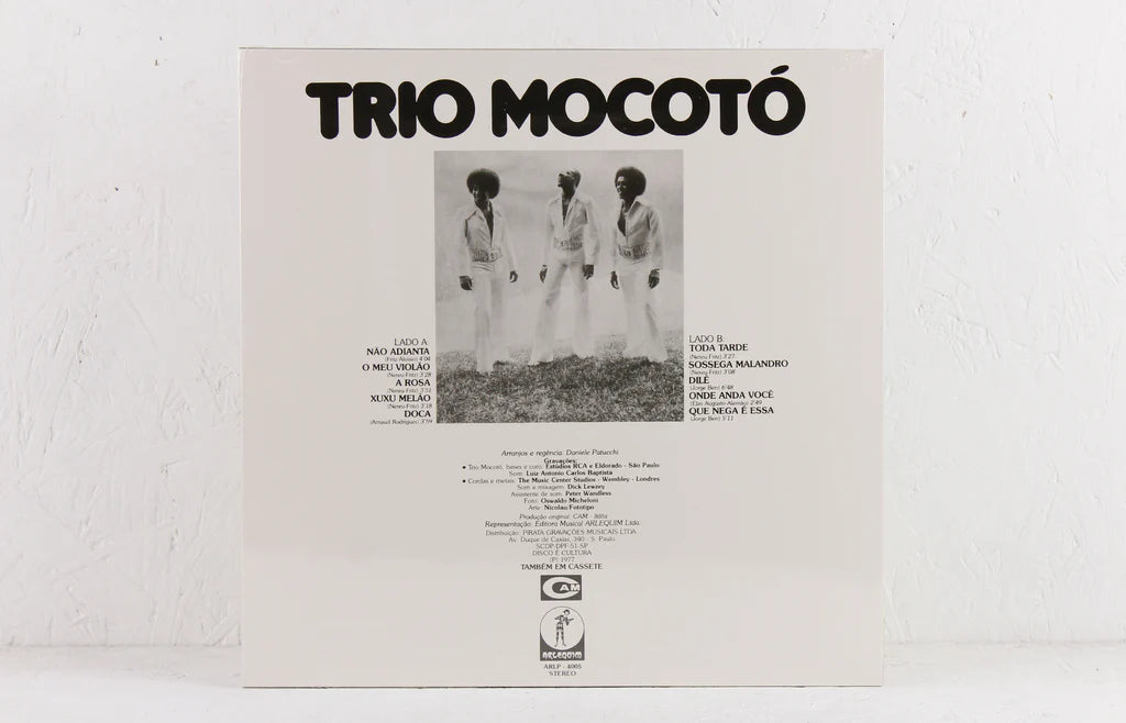 TRIO MOCOTO LP レコード Trio Mocoto - Trio Mocoto - Amazon.com Music
